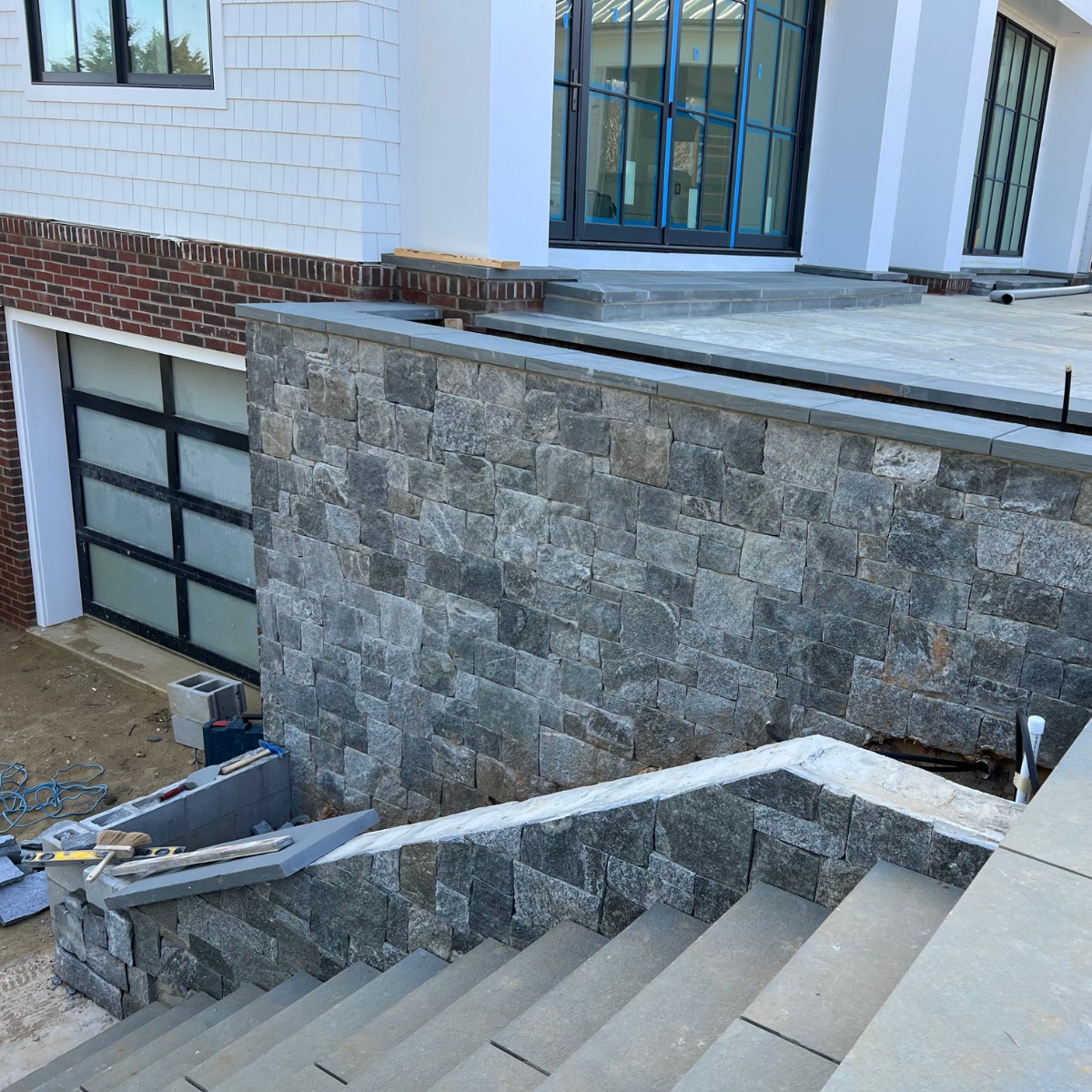 Cromwell Valley Roughly Rectangular outdoor stairs and wall