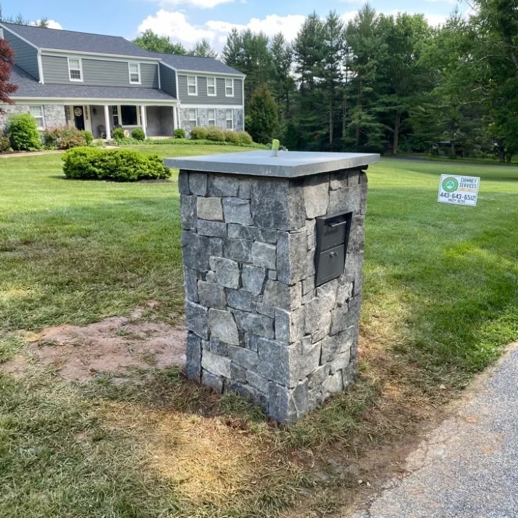 Ocean Blue Mailbox Ocean Blue Ledgestone natural stone veneer installed on a mailbox